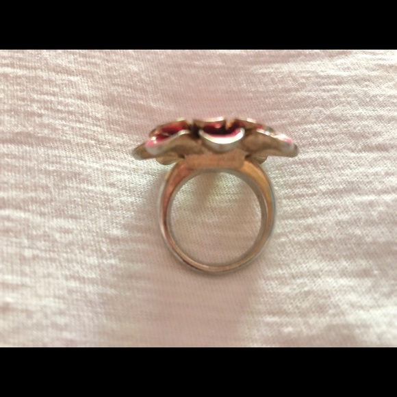 Pink ring - Picture 2 of 3